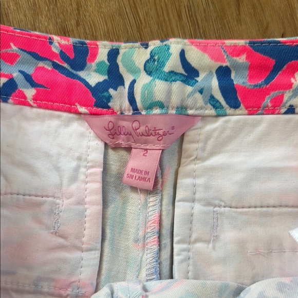 NWT - Lily Pulitzer - Tropical Print Shorts - Picture 4 of 11
